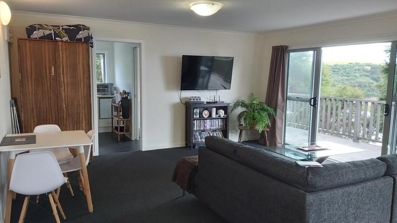 Tree House Appartement Taieri Mouth Buitenkant foto